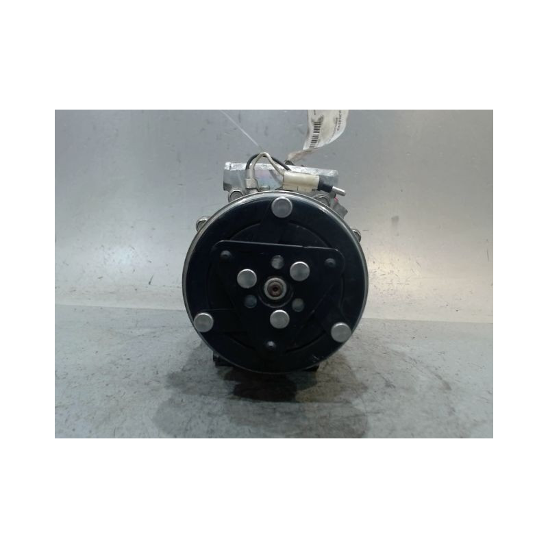 COMPRESSEUR AIR CONDITIONNE RENAULT CLIO