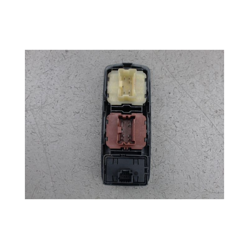 COMMANDE LEVE-GLACE PORTE AVG DACIA LODGY