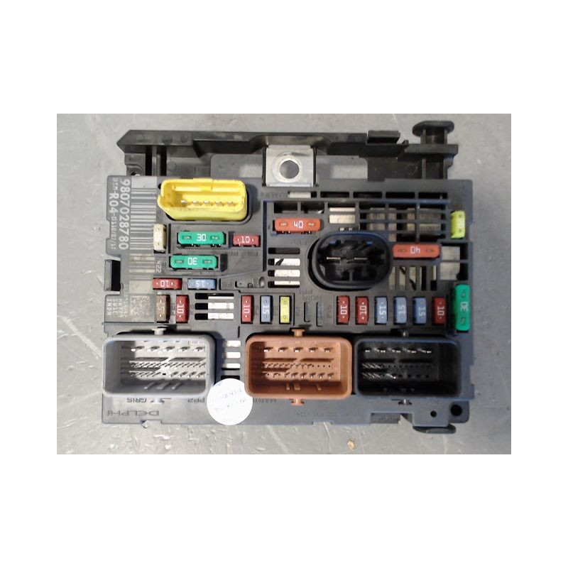 BOITE A FUSIBLES CITROEN BERLINGO