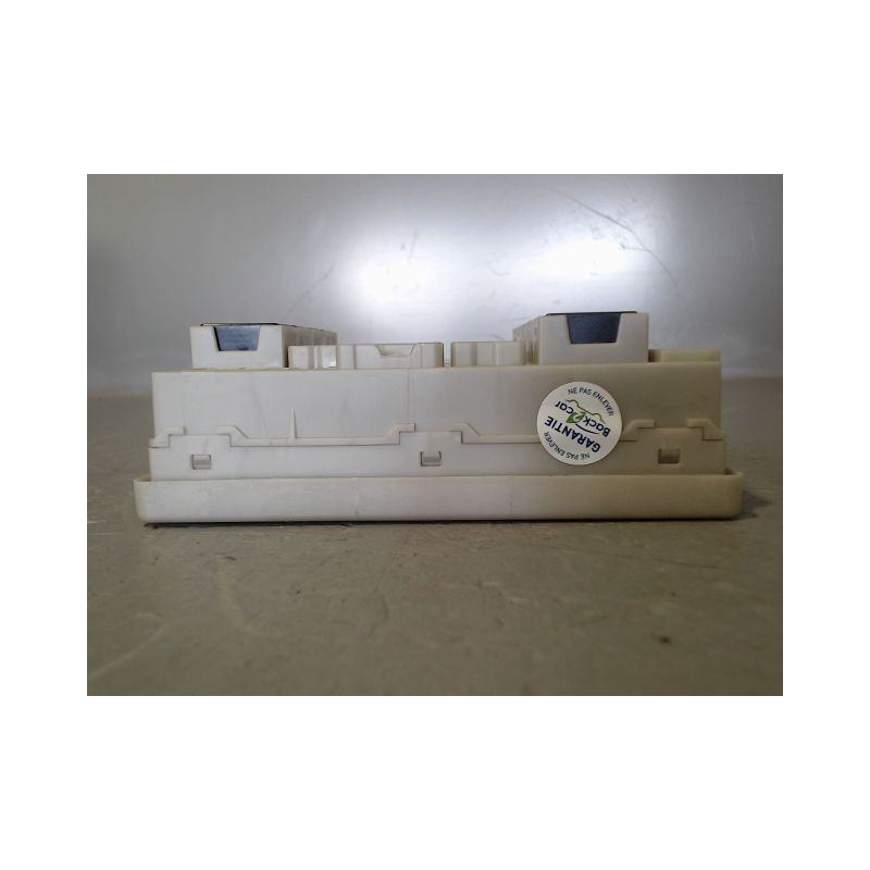 BOITE A FUSIBLES RENAULT MODUS 2004-2007