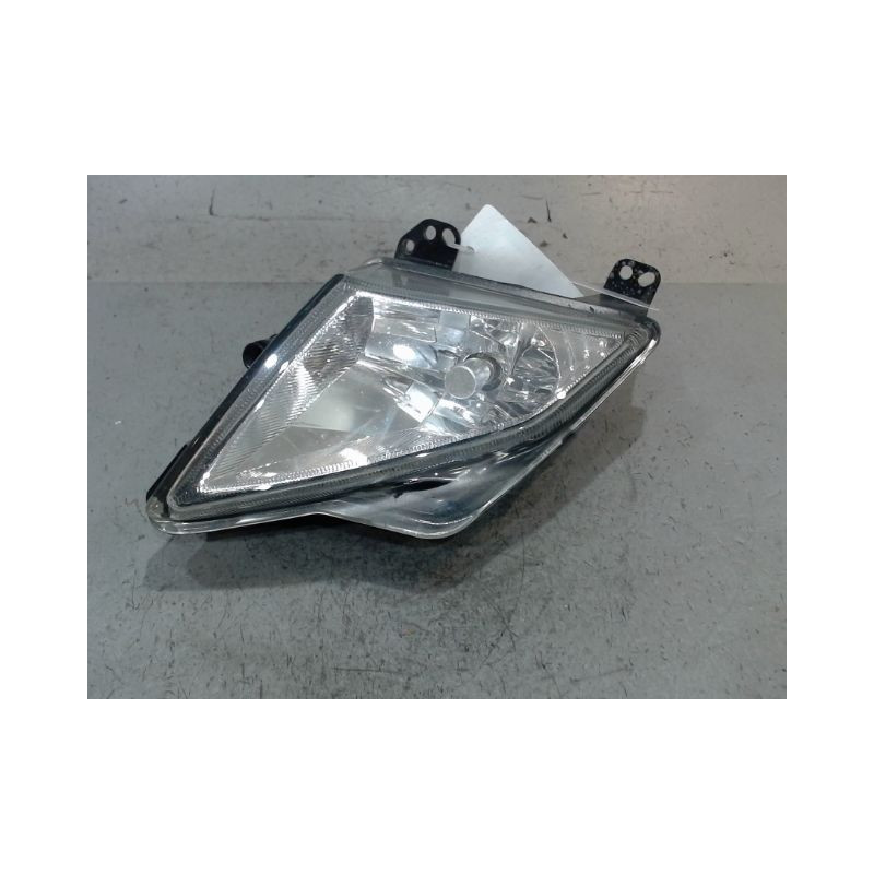 PHARE ANTIBROUILLARD AVANT DROIT FORD FOCUS