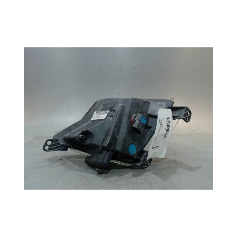PHARE ANTIBROUILLARD AVANT DROIT FORD FOCUS