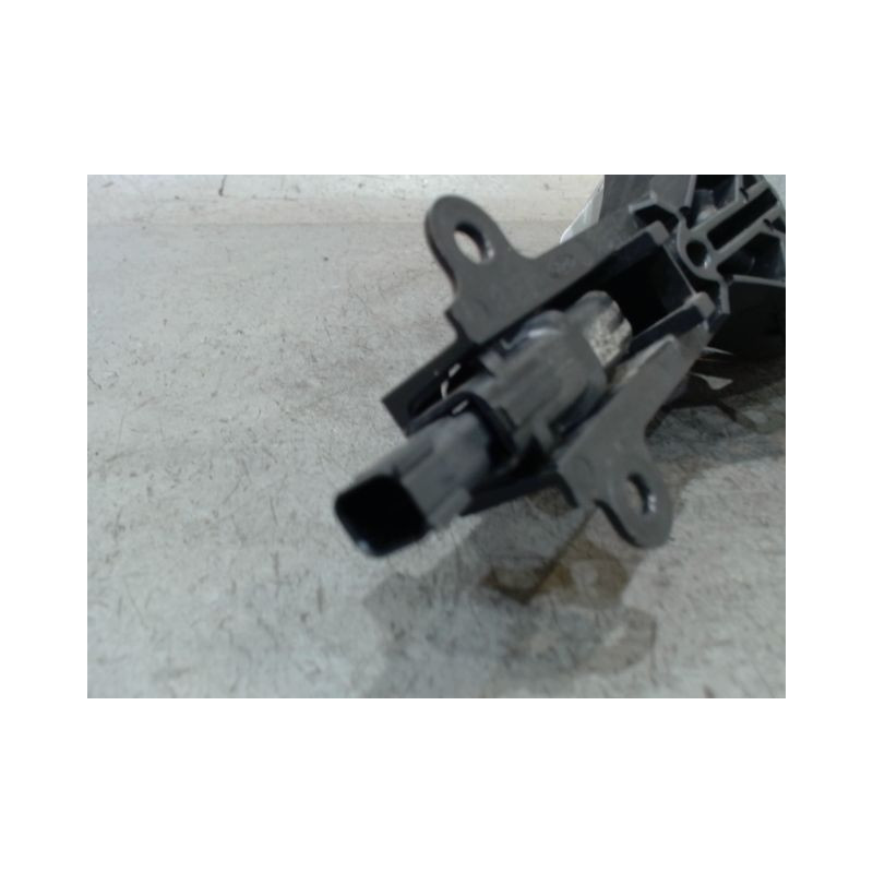 POIGNEE EXTERIEURE PORTE AVANT DROIT FORD FOCUS