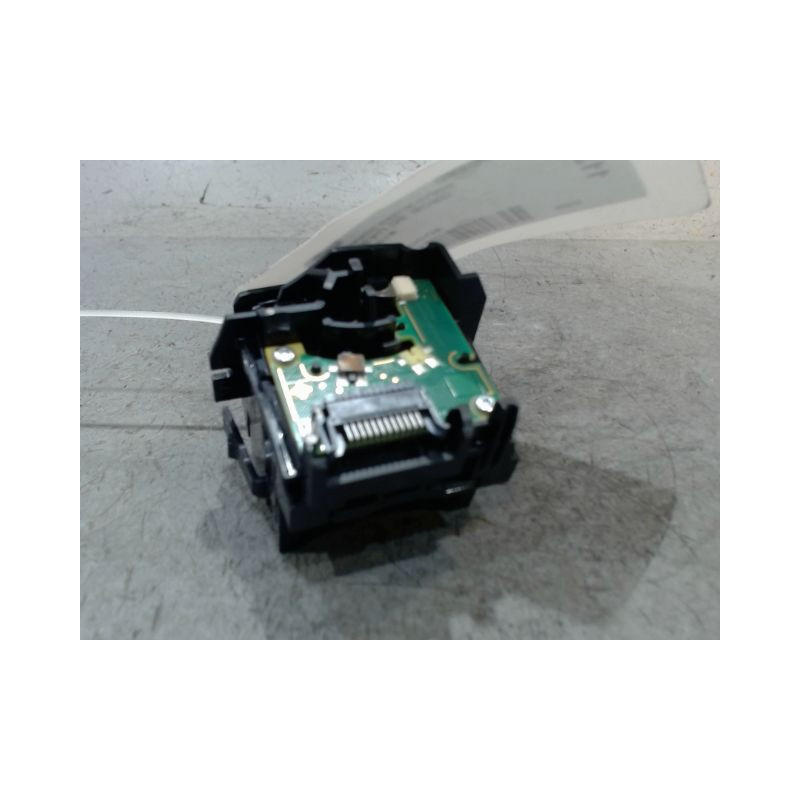 COMMANDE ESSUIE GLACE FORD FOCUS