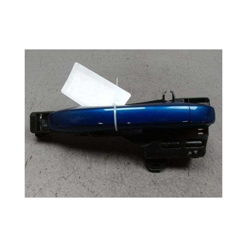 POIGNEE EXTERIEURE PORTE AVANT GAUCHE RENAULT CAPTUR