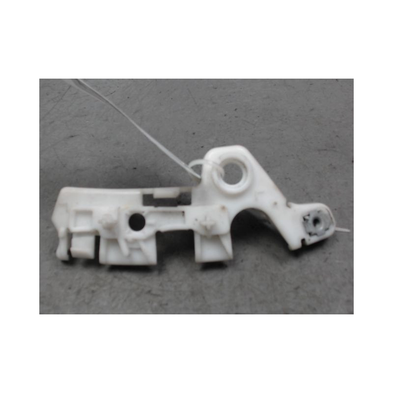 SUPPORT PARE-CHOC AVG RENAULT MEGANE
