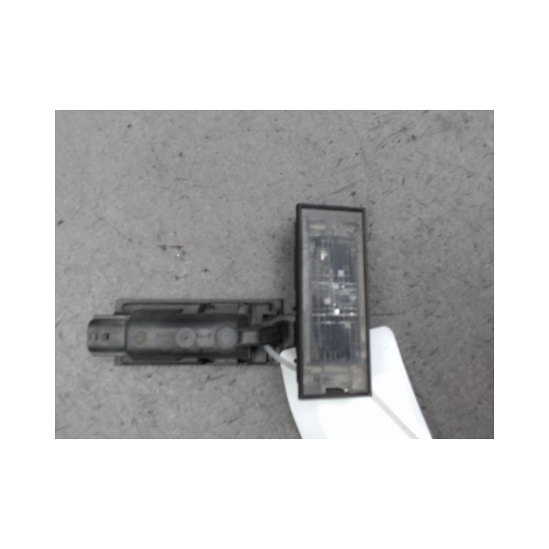 ECLAIREUR PLAQUE DE POLICE RENAULT MEGANE