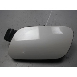 VOLET DE TRAPPE CARBURANT