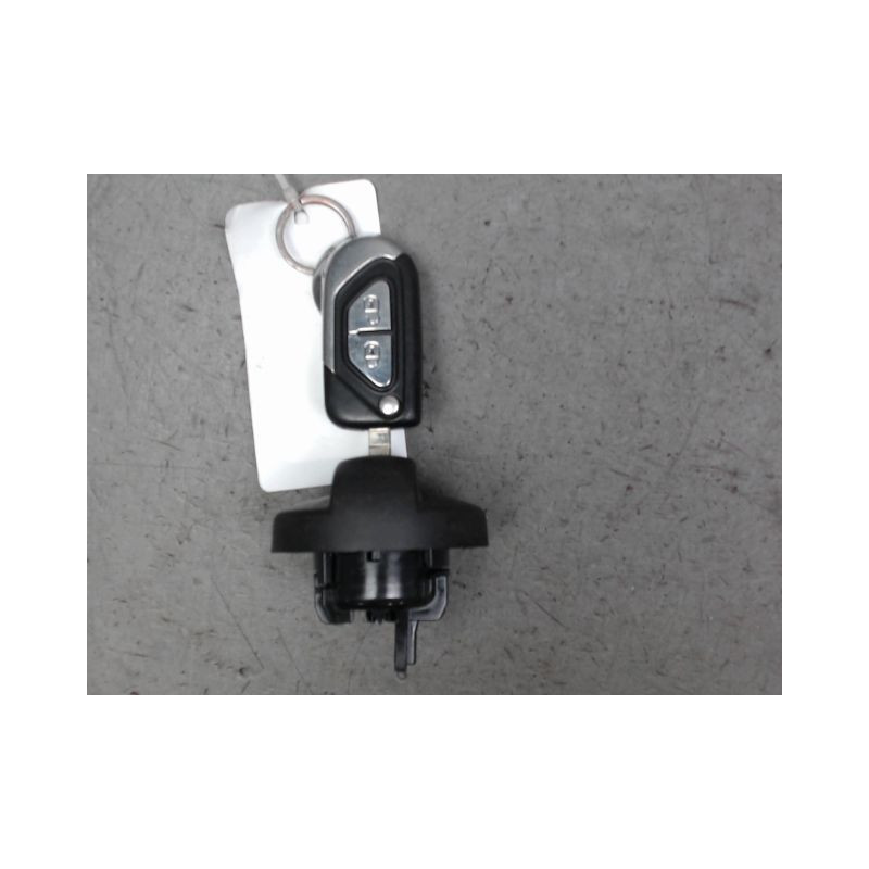 BOUCHON RESERVOIR A CARBURANT CITROEN DS3 2009-