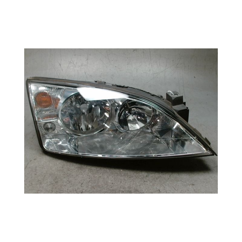 PHARE DROIT FORD MONDEO 2000-2007