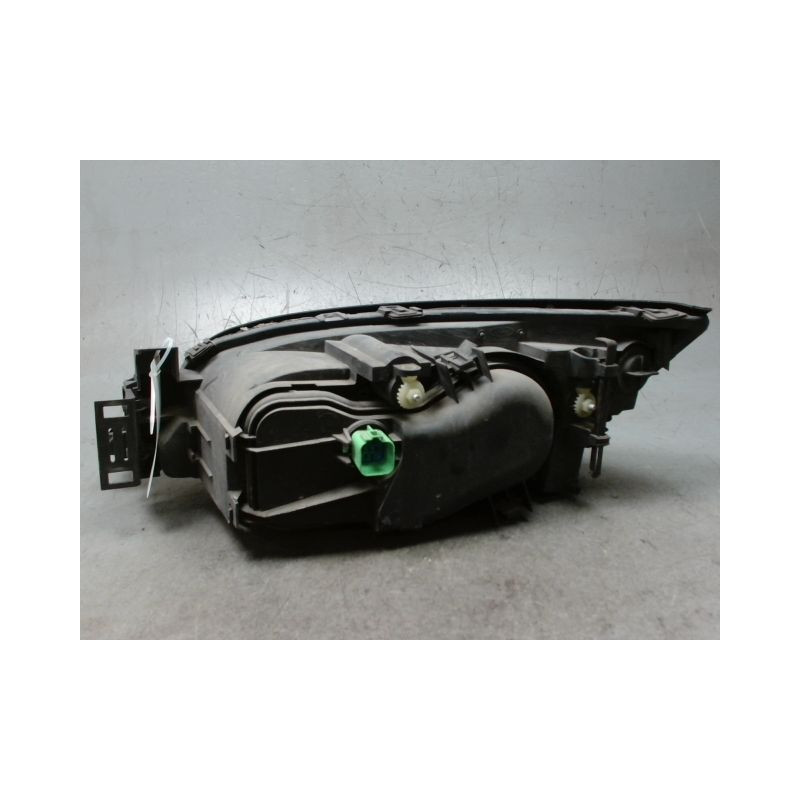 PHARE DROIT FORD MONDEO 2000-2007