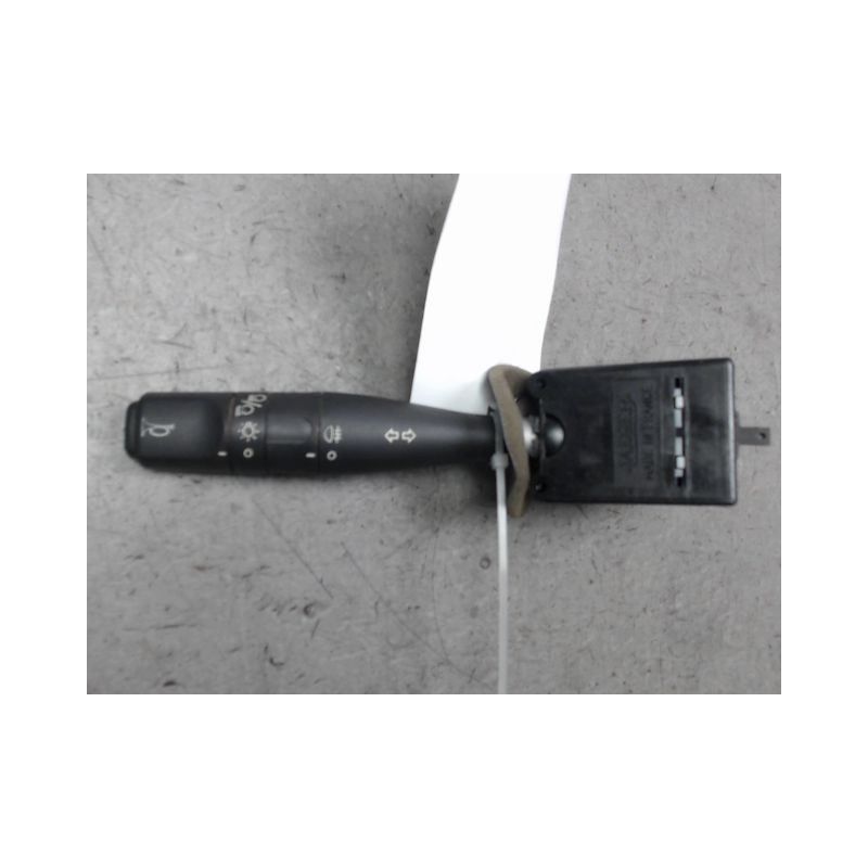 COMMANDE CLIGNOTANT CITROEN SAXO -99