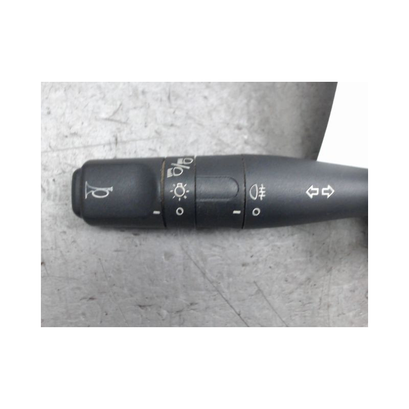 COMMANDE CLIGNOTANT CITROEN SAXO -99