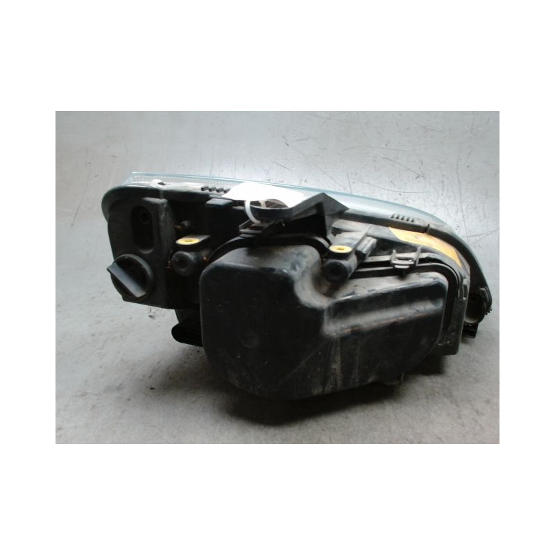 PHARE GAUCHE FORD FOCUS C-MAX 03-07