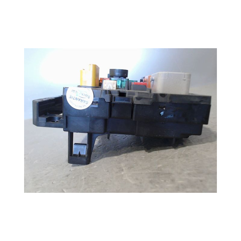 BOITE A FUSIBLES PEUGEOT 1007