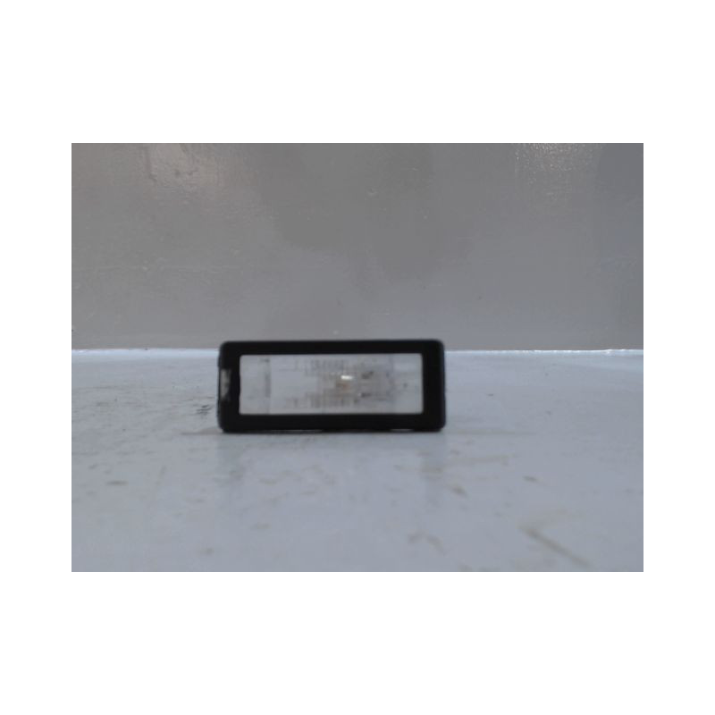 ECLAIREUR PLAQUE DE POLICE DROIT DACIA LOGAN MCV 2007-