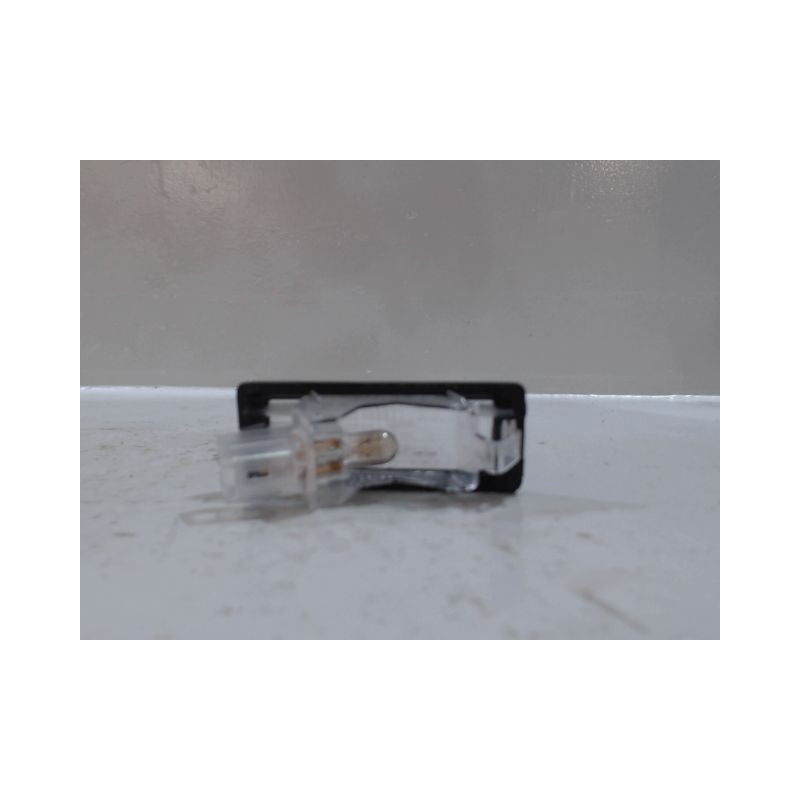 ECLAIREUR PLAQUE DE POLICE DROIT DACIA LOGAN MCV 2007-