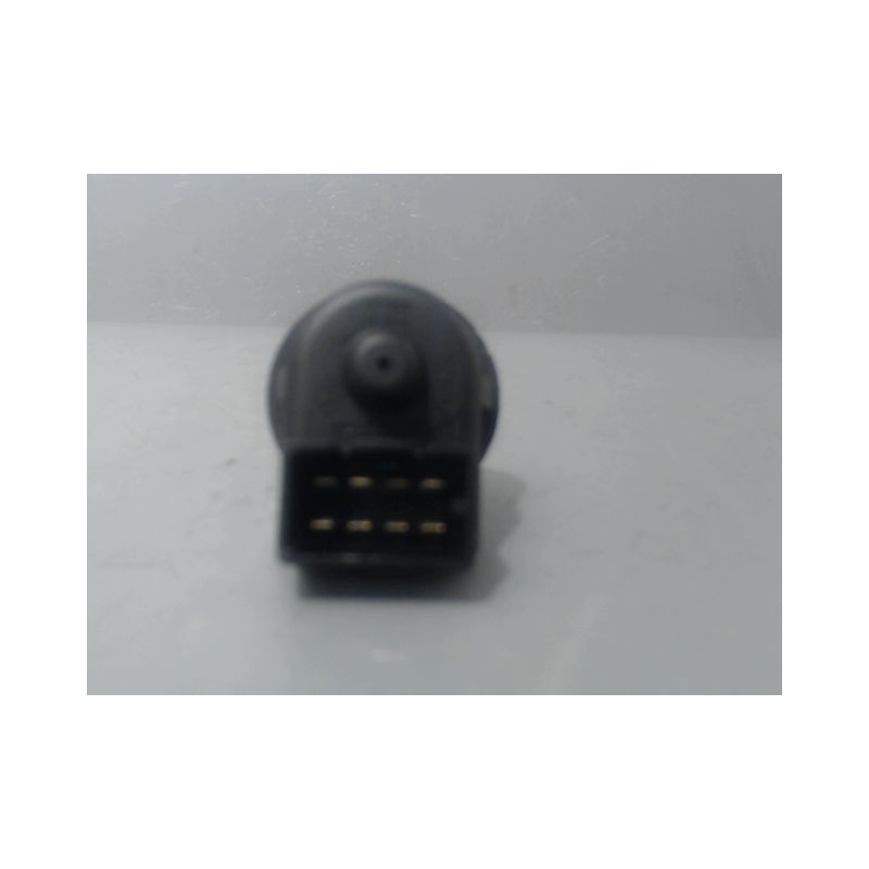 COMMANDE RETROVISSEUR EXTERIEUR ELECTRIQUE DACIA LOGAN 4 P 05-08