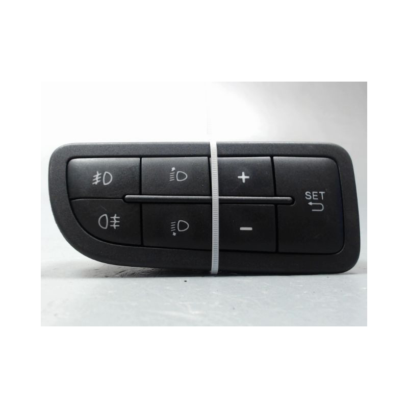 INTERIEUR COMMANDE PHARES FIAT PUNTO 2003-