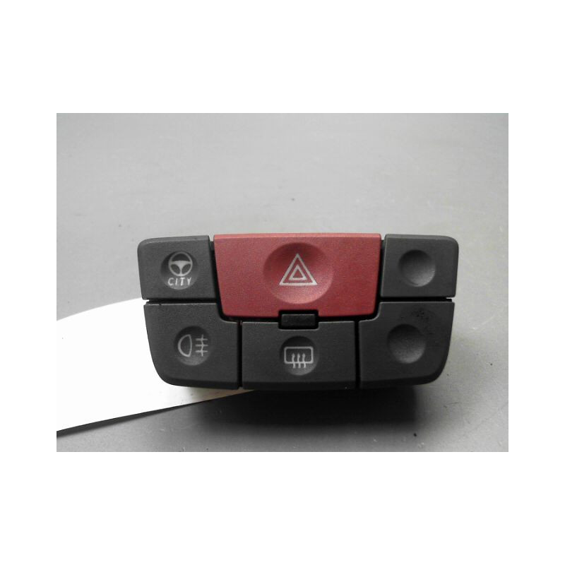 BOUTON DE WARNING FIAT PANDA II 2003-2012