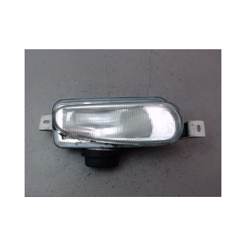 PHARE ANTIBROUILLARD AVANT DROIT FORD ESCORT 95-00