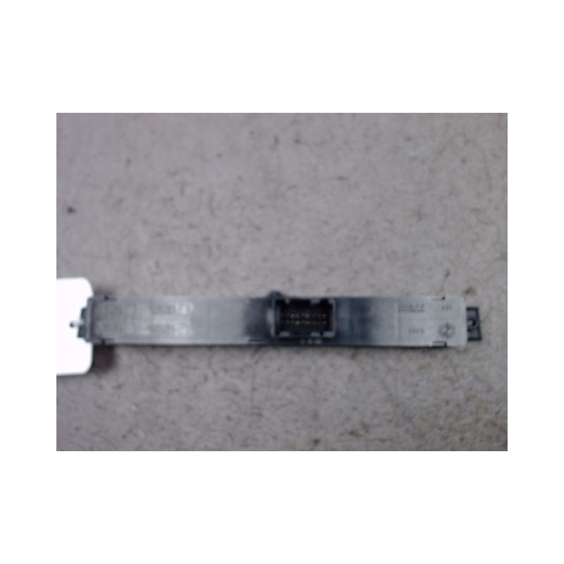 BOUTON DE WARNING FIAT GRANDE PUNTO 2005-