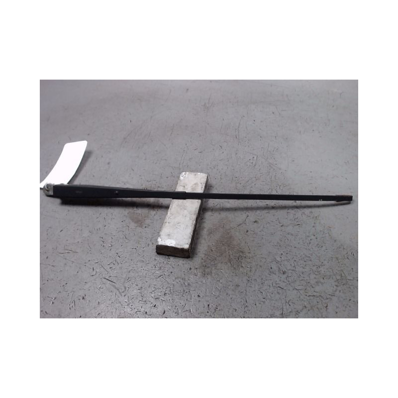 BRAS ESSUIE-GLACE AVANT FIAT UNO 89-95
