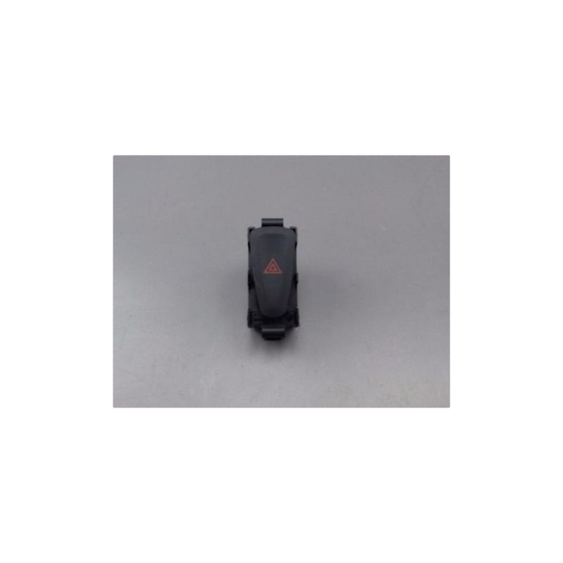 BOUTON DE WARNING DACIA SANDERO