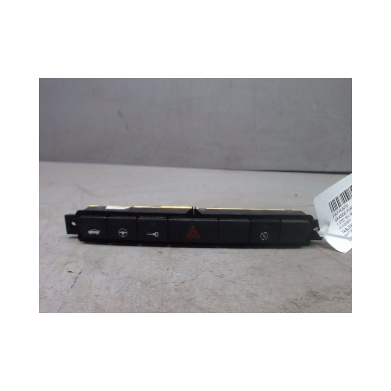 BOUTON DE WARNING FIAT GRANDE PUNTO 2005-