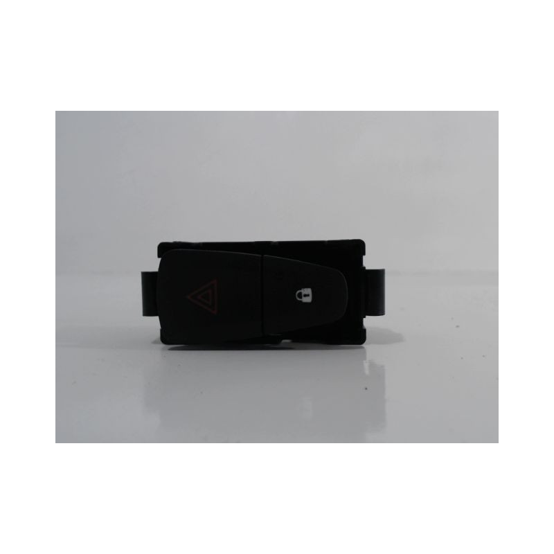 BOUTON DE WARNING DACIA SANDERO 2008-