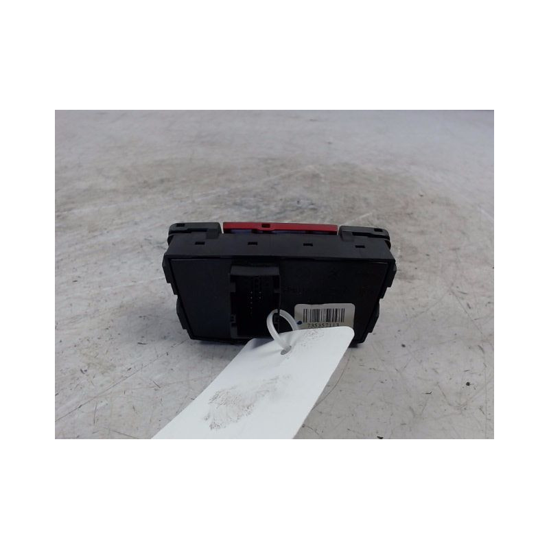 BOUTON DE WARNING FIAT PANDA 2003-