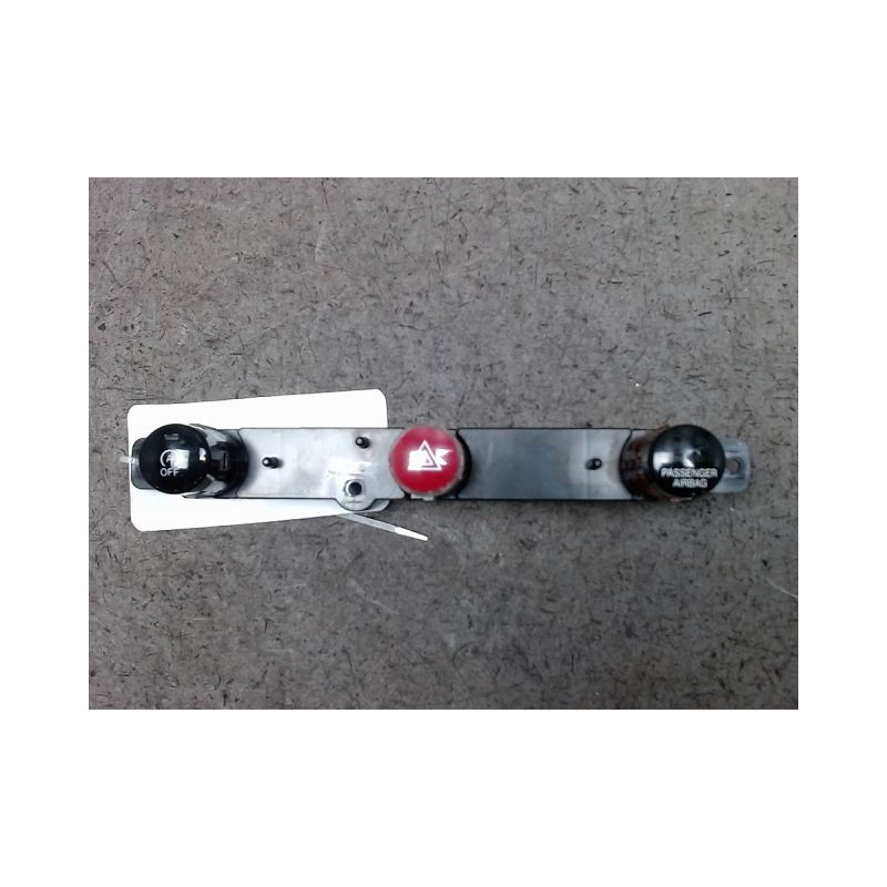BOUTON DE WARNING FIAT 500X