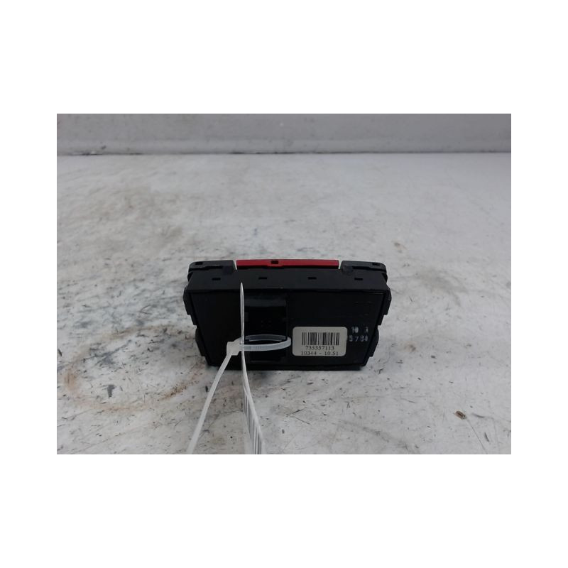 BOUTON DE WARNING FIAT PANDA 2003-