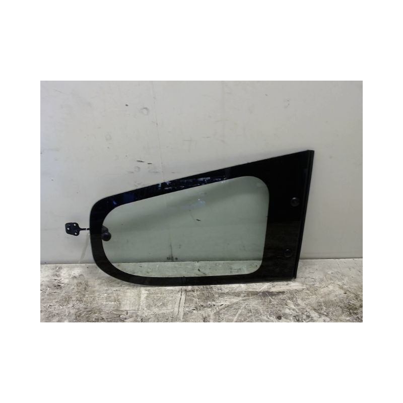 GLACE ARRIERE CUSTODE DROIT DACIA LODGY