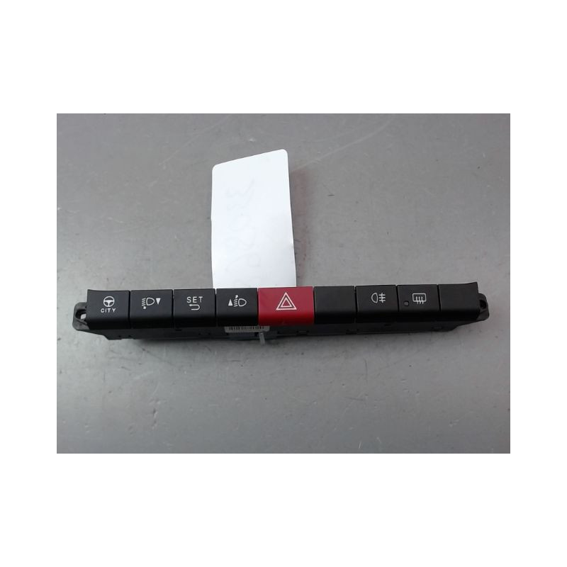 BOUTON DE WARNING FIAT PANDA 2003-