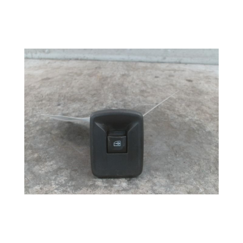 COMMANDE LEVE-GLACE PORTE AVD DACIA SANDERO 2008-
