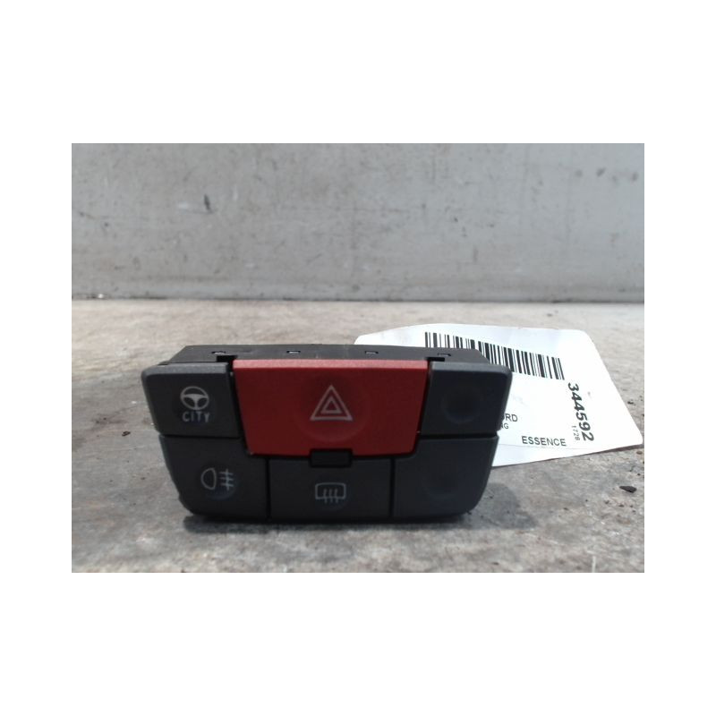 BOUTON DE WARNING FIAT PANDA 2003-