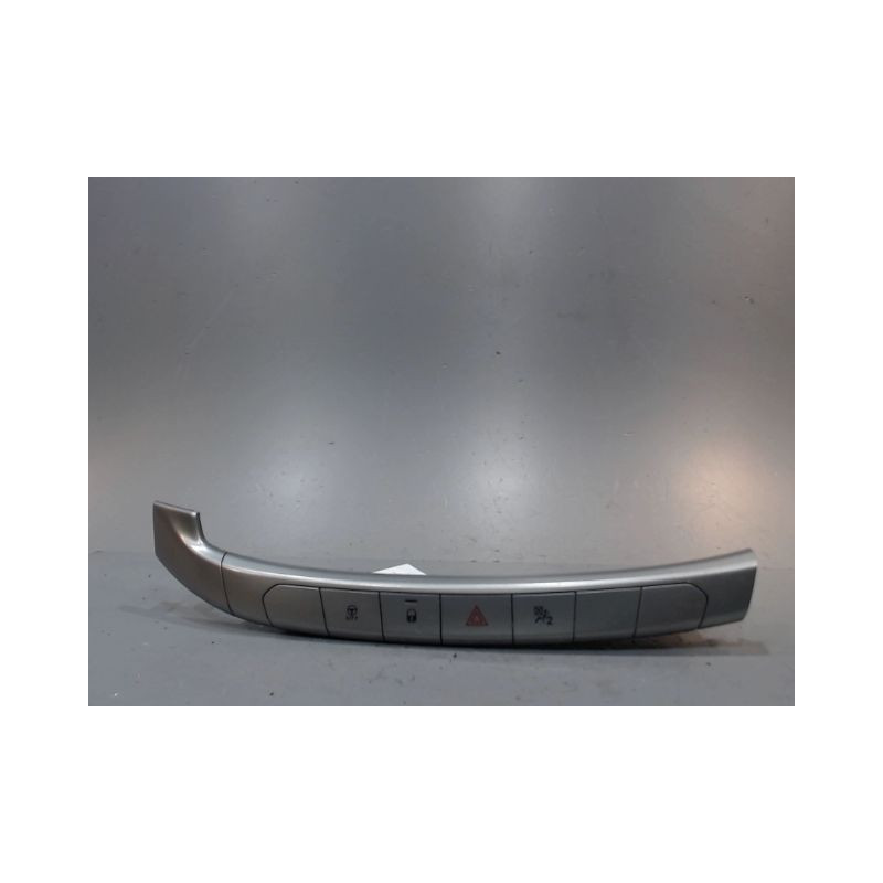 BOUTON DE WARNING FIAT TIPO