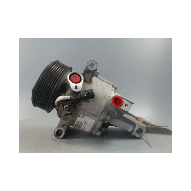 COMPRESSEUR AIR CONDITIONNE DACIA SANDERO 2008-