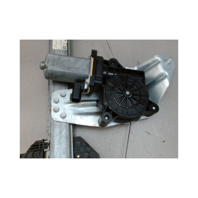 MECANISME LEVE-GLACE AVANT GAUCHE DACIA SANDERO