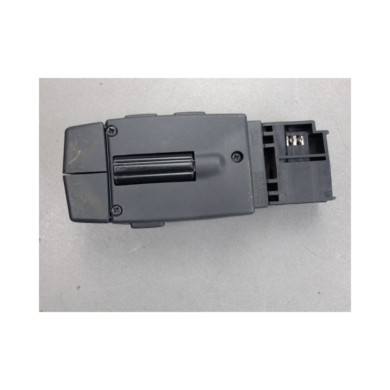 COMMANDE AUTORADIO DACIA DUSTER