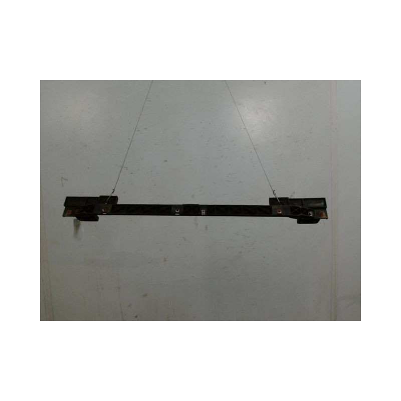 TRAVERSE INFERIEURE ARMATURE AVANT FIAT TIPO
