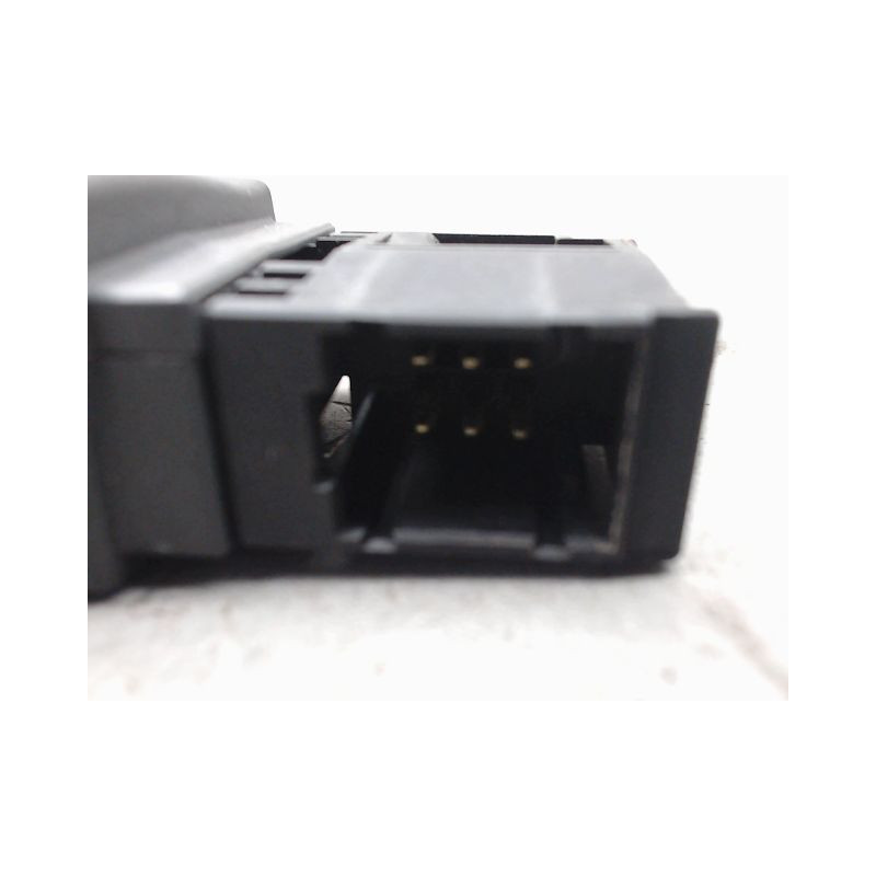 COMMANDE AUTORADIO DACIA DUSTER