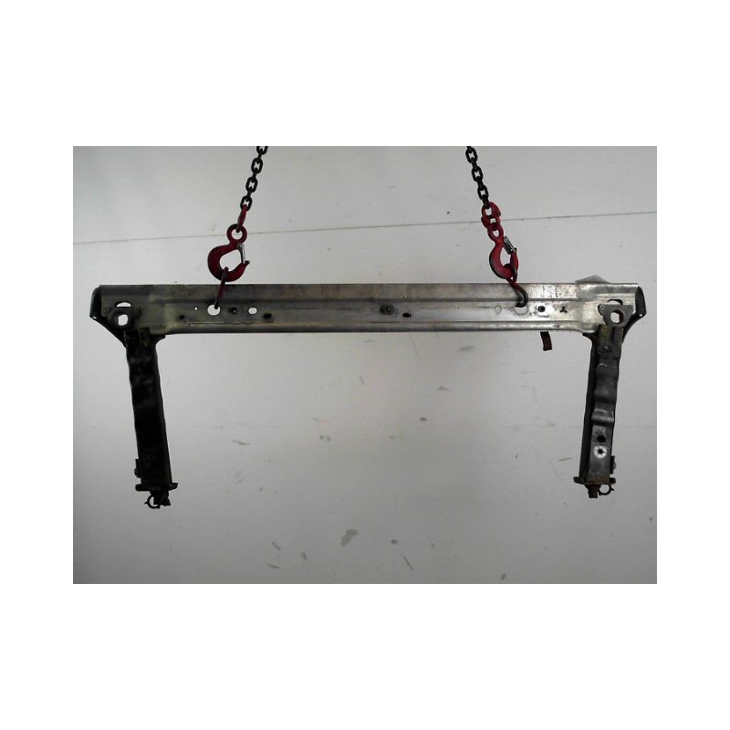 TRAVERSE INFERIEURE ARMATURE AVANT RENAULT MEGANE