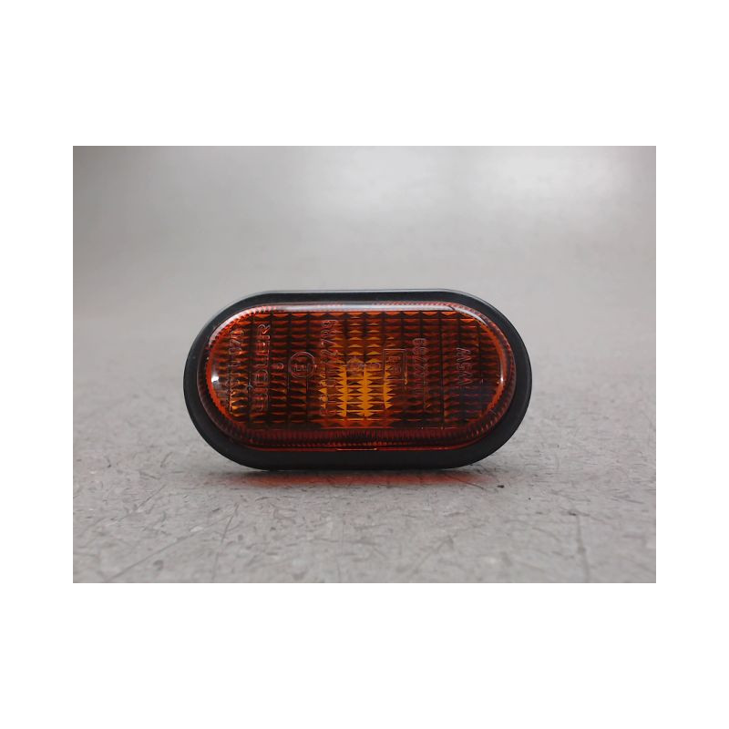 REPETITEUR AILE GAUCHE RENAULT TRAFIC