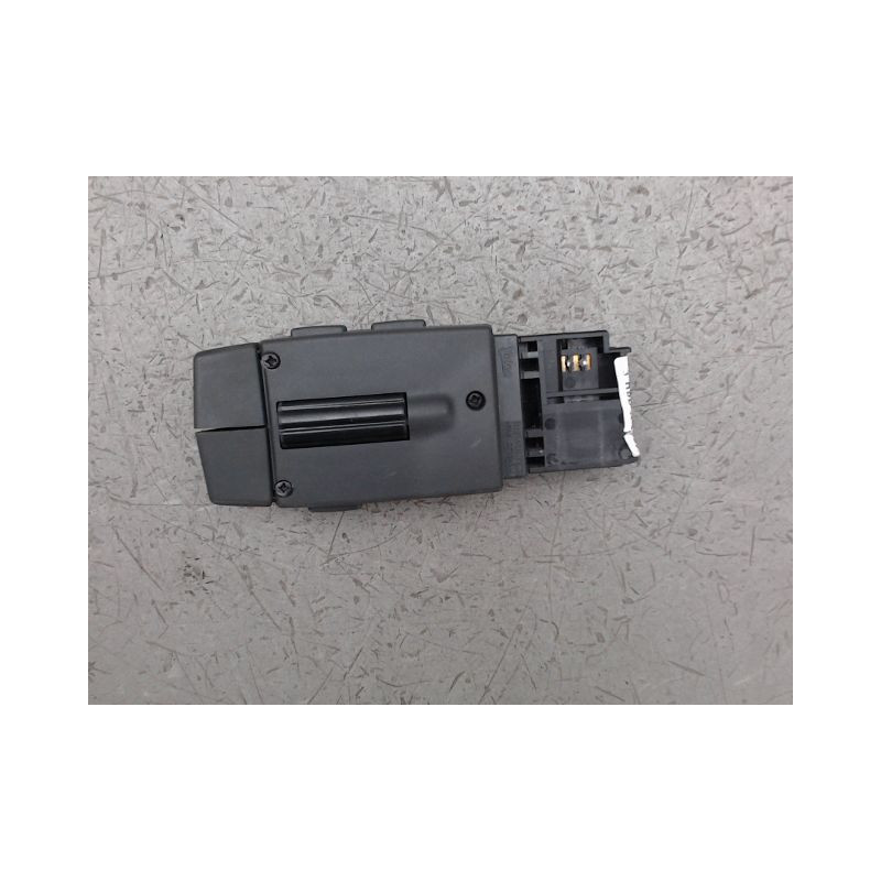 COMMANDE AUTORADIO DACIA SANDERO