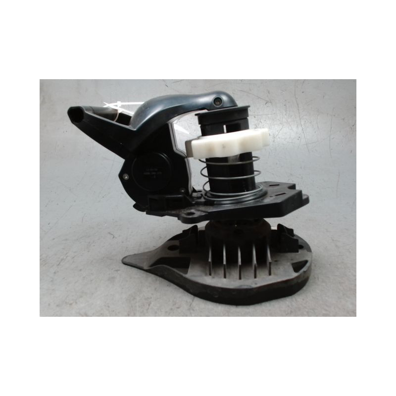 TREUIL DE ROUE DE SECOURS RENAULT CLIO III 2009-
