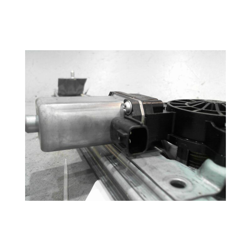 MECANISME+MOTEUR LEVE-GLACE AVANT GAUCHE DACIA LODGY
