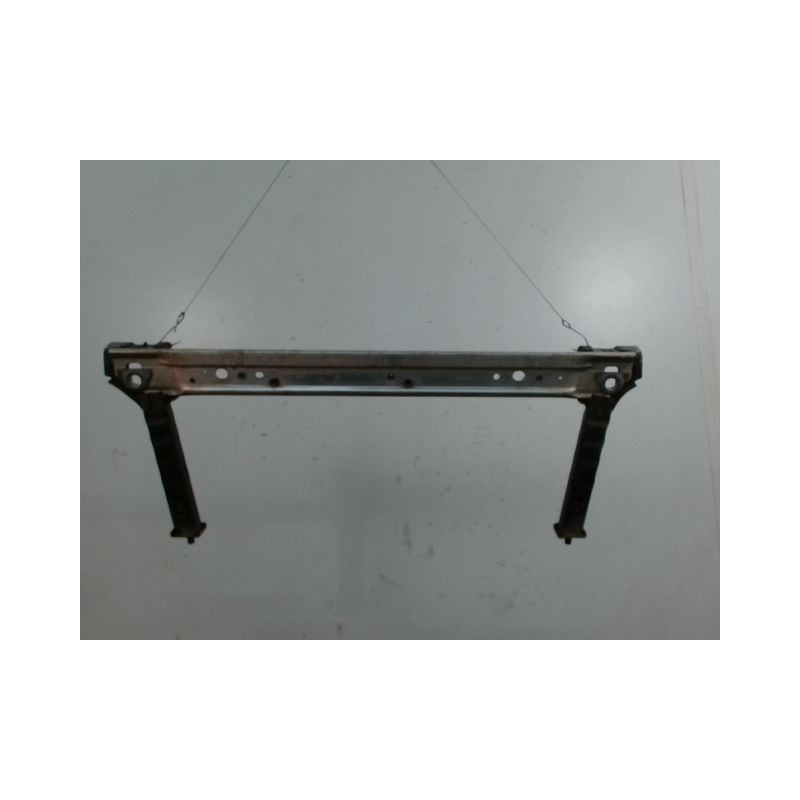 TRAVERSE INFERIEURE ARMATURE AVANT RENAULT MEGANE