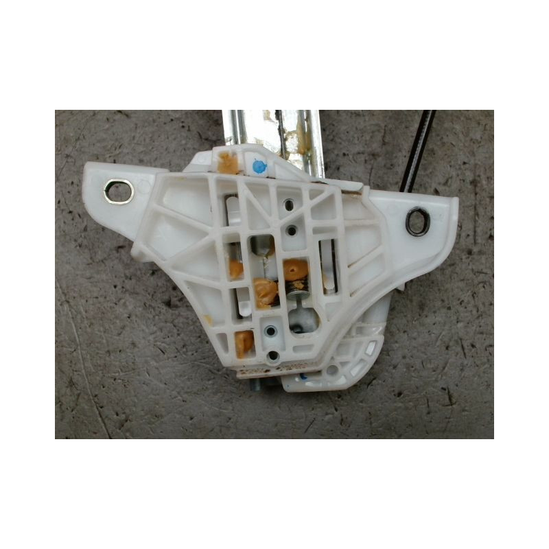 MECANISME+MOTEUR LEVE-GLACE AVANT DROIT TOYOTA YARIS
